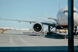 airplane unsplash