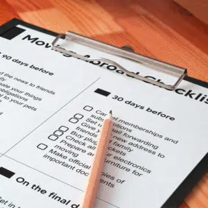 Moving abroad checklist
