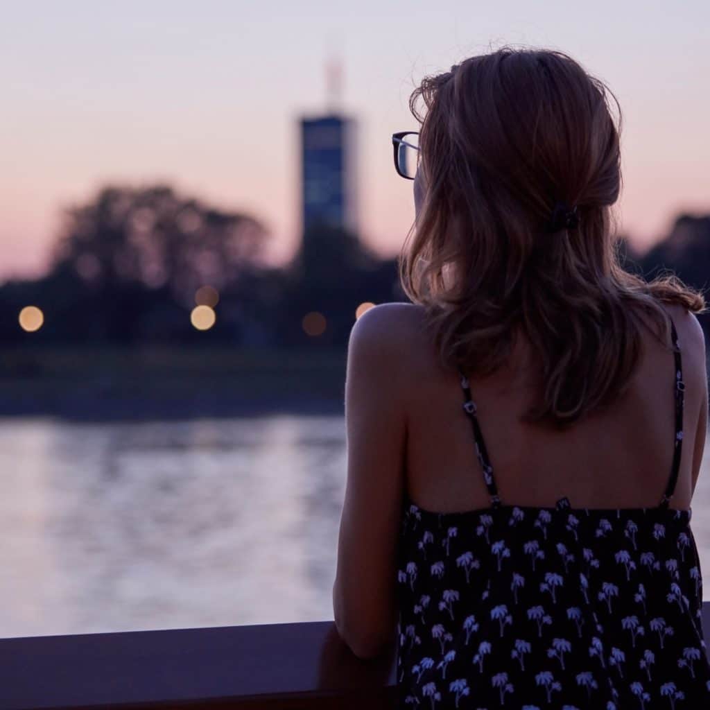 What to do when feeling alone abroad