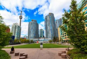 Downtown Toronto Park, CN Tower